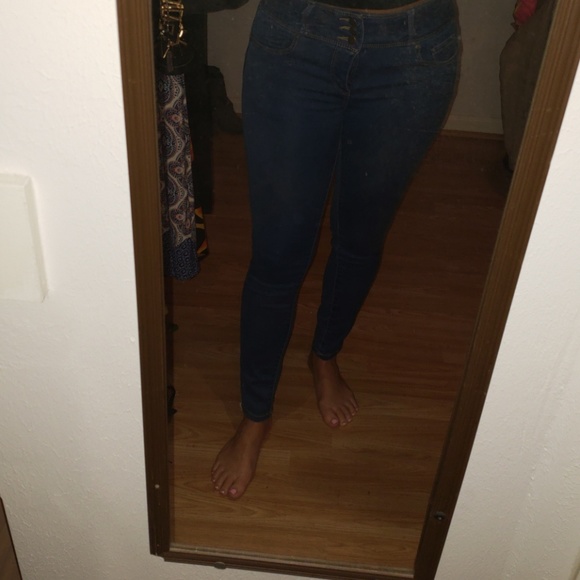 Jean's size 5 - Picture 2 of 4